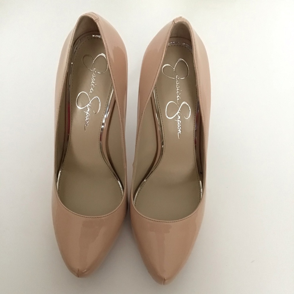 Jessica Simpson Parisah Pumps